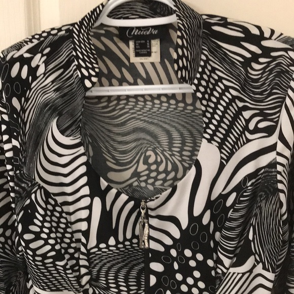 Ladies top - Picture 2 of 4